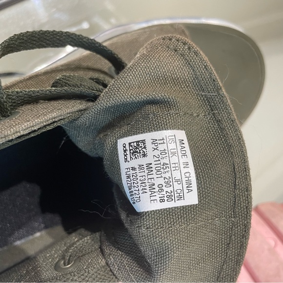 Raf Simons Green and Pink adidas Originals Edition RS Detroit Runner Sneakers - Picture 13 of 16